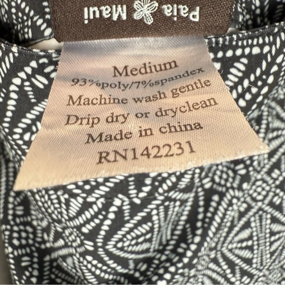 Ripskirt Hawaii Womens Medium Skirt Black White Tribal Aztec Geometric Beach - Picture 6 of 7